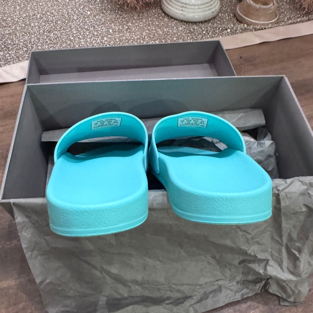 NEW Balenciaga Slides - Picture 4 of 10